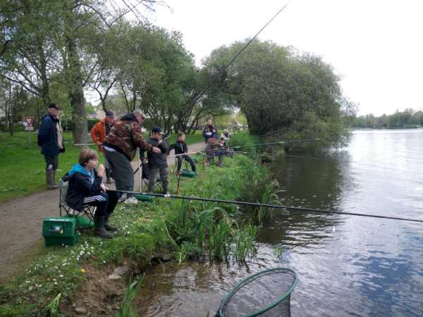 A Ty Colo : P�che du gardon.