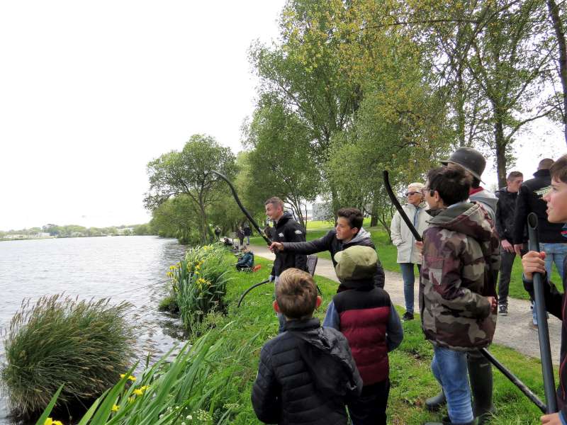Concours de lancer de bouillettes...