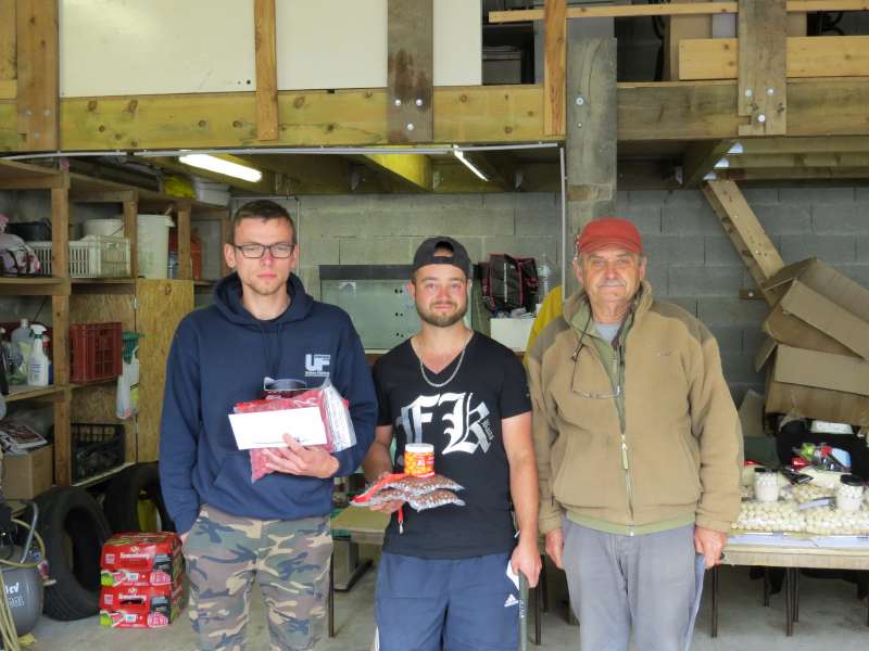 Troisi�mes: GRODOSKI Romain/COCAIGN Fabien: 4 poissons: 28,1Kg