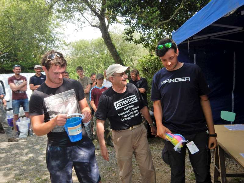 Les gagnants d'un n�cessaire de construction de ch�teau en Espagne