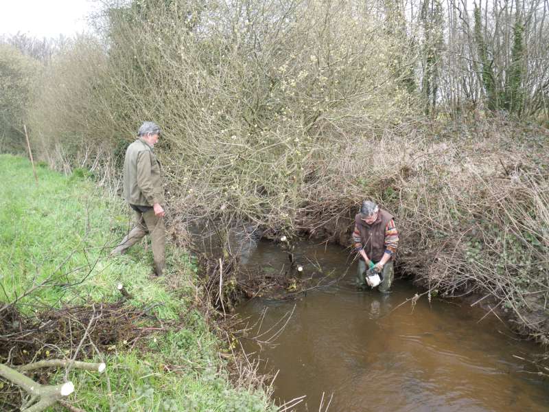 en aval de Poncelin.