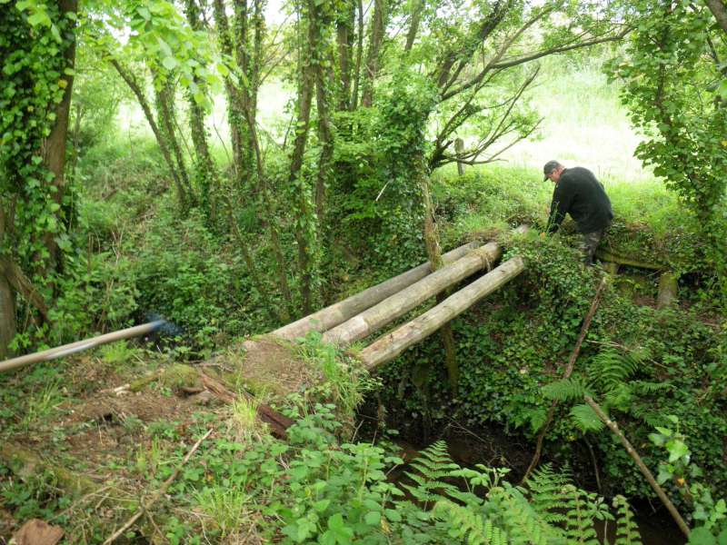 un ancien pont devenu tr�s dangereux.