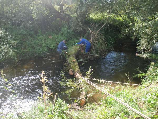 d�coupe et enlevement de l'obstacle