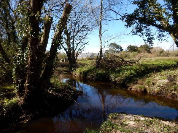 Et la rivi�re retrouve son cours normal