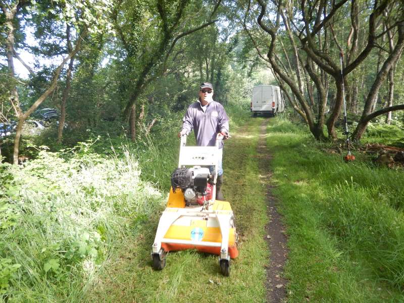 Pascal attaque son deuxi�me tour de lac...