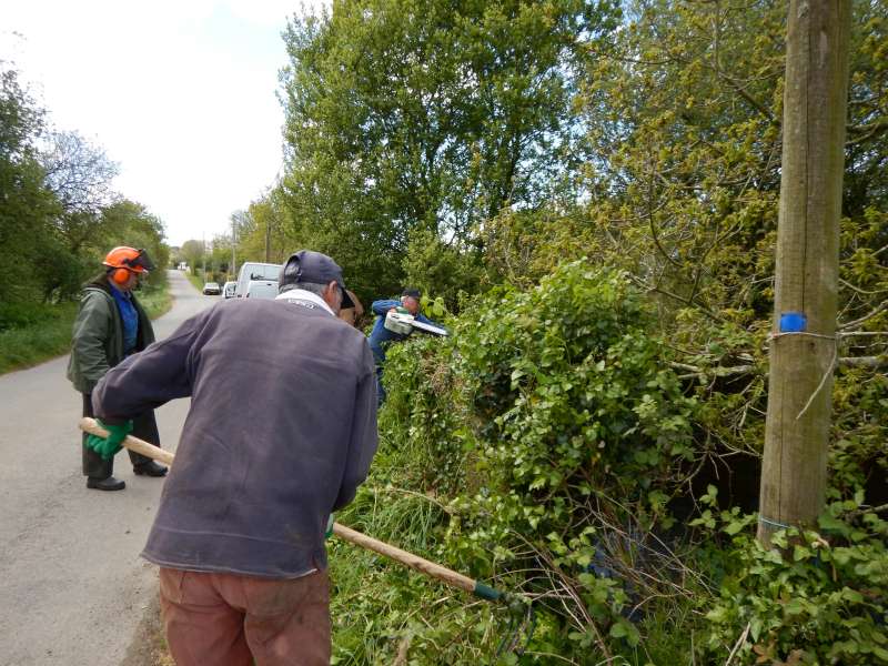 En premier, il faut d�gager le parapet du pont