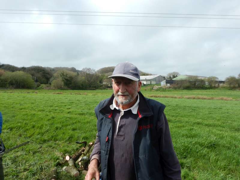 Michel ne p�che pas, il vient pour aider, et pour l'ambiance