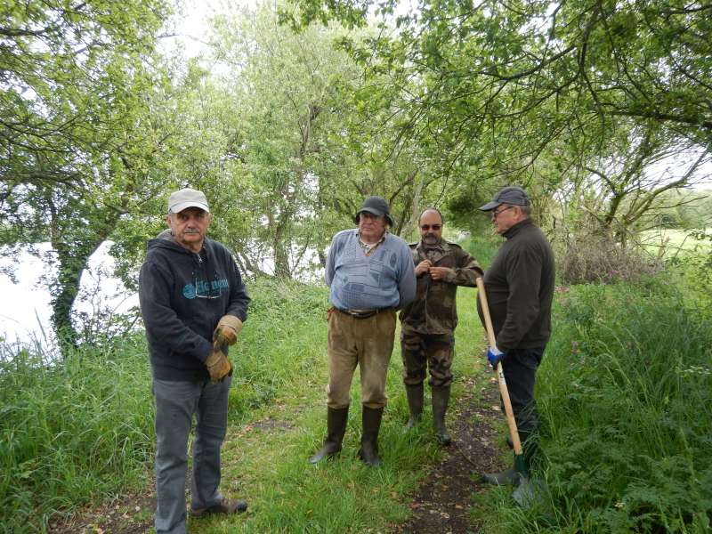 Le travailleurs se concentrent...