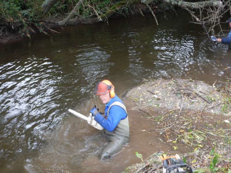 6 - En plus �a glisse, et le fond est l�g�rement vaseux...