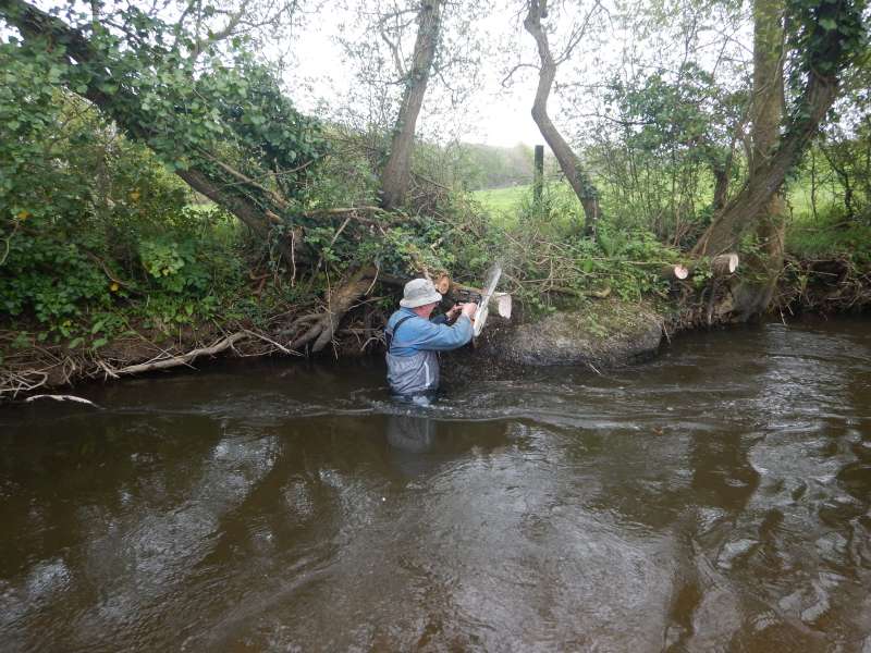 6 - Guy, tron�onneur amphibie.