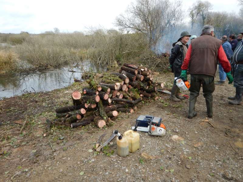9 - Du bois pour les barbecues...