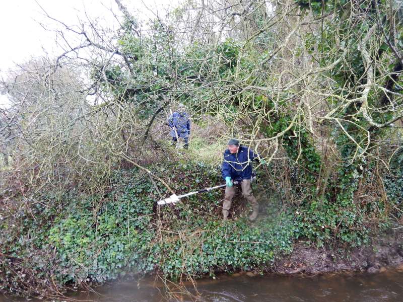 Jean Yves en position d�licate...