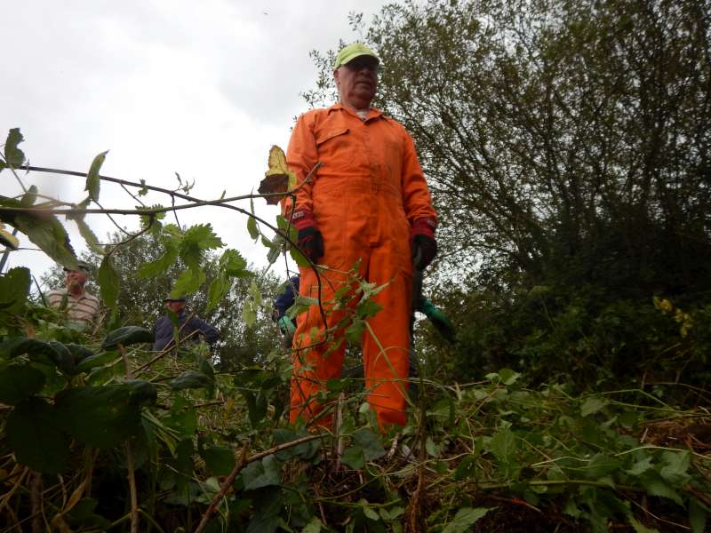 L'aide efficace d'un prisonnier am�ricain...