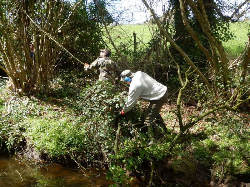 Serge, et Ren�...avant son bain forc�!