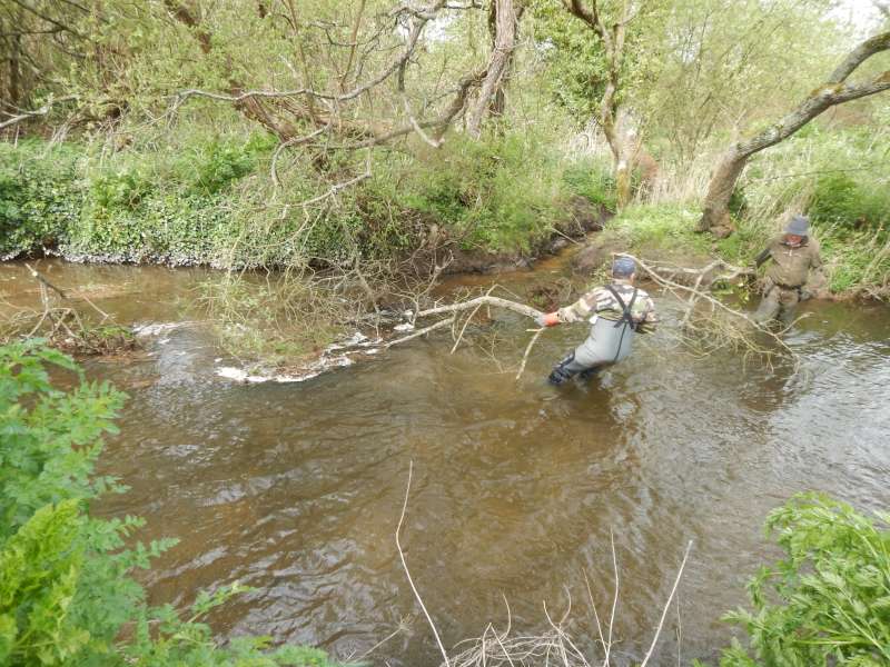 Serge et Jean Pierre attaquent le chantier du 12 avril