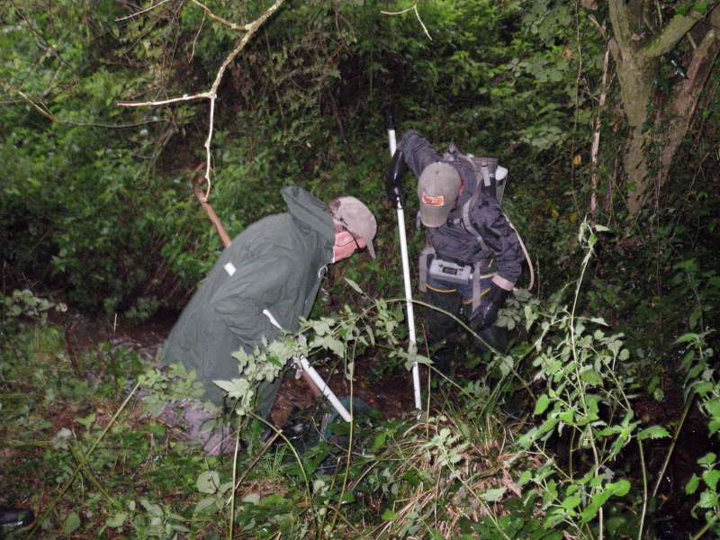 Un site de p�che sous la pluie.