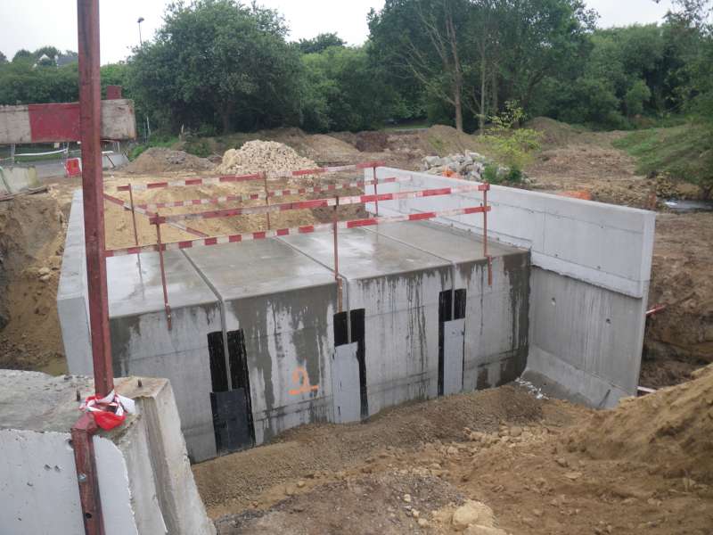 29 juin : le pont est bien en place