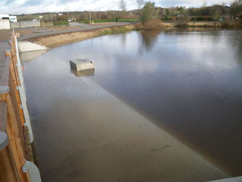 le d�versoir � son niveau haut